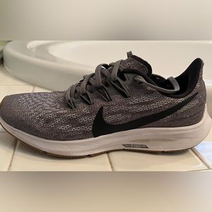 Nike Pegasus, women’s, size 7 1/2